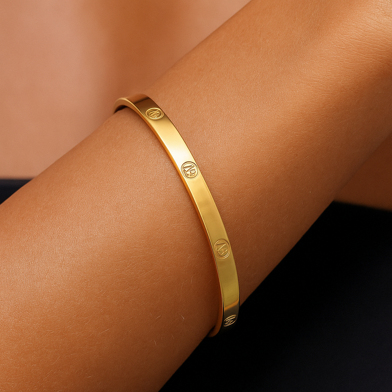 Noe Monogram Bracelet