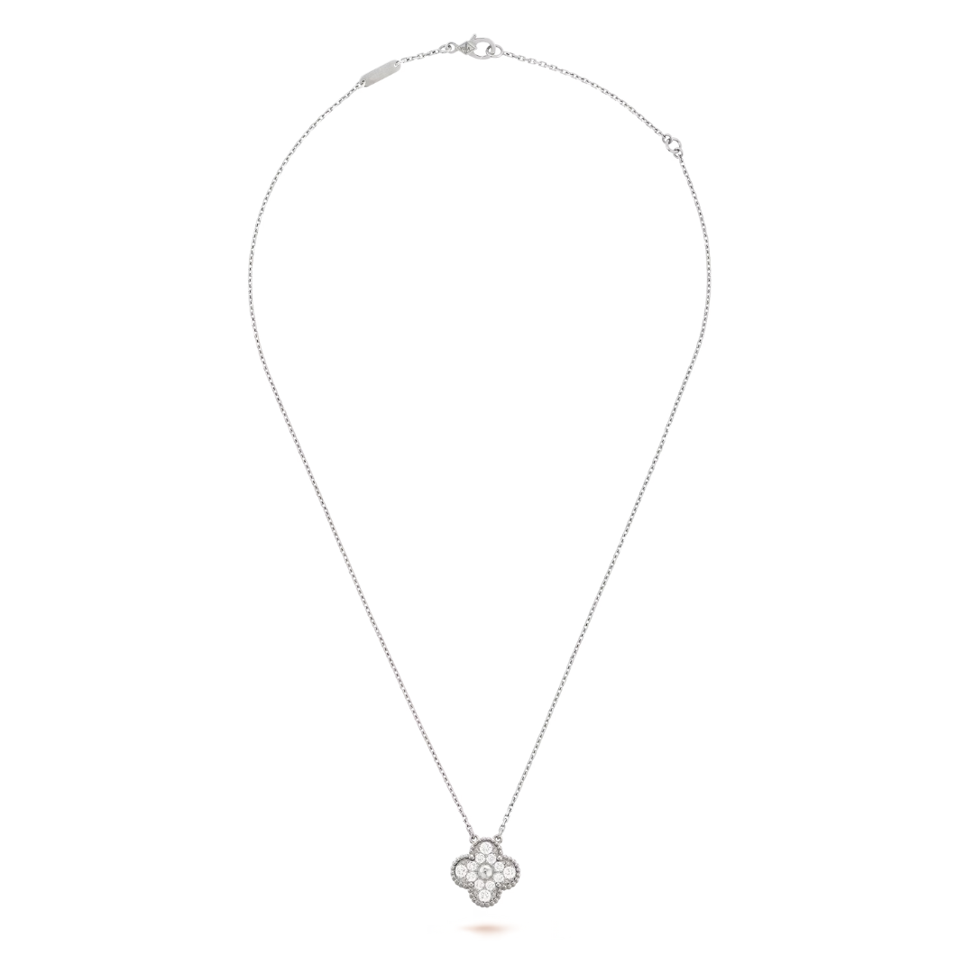 CLOVER - White/Silver Necklace