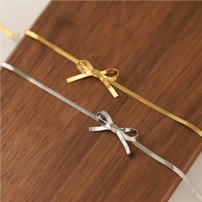 Carol Bow Necklace