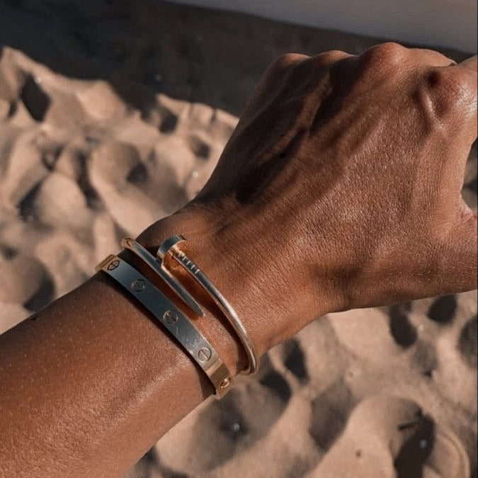 ELEGANCE NAIL - Gold Bracelet